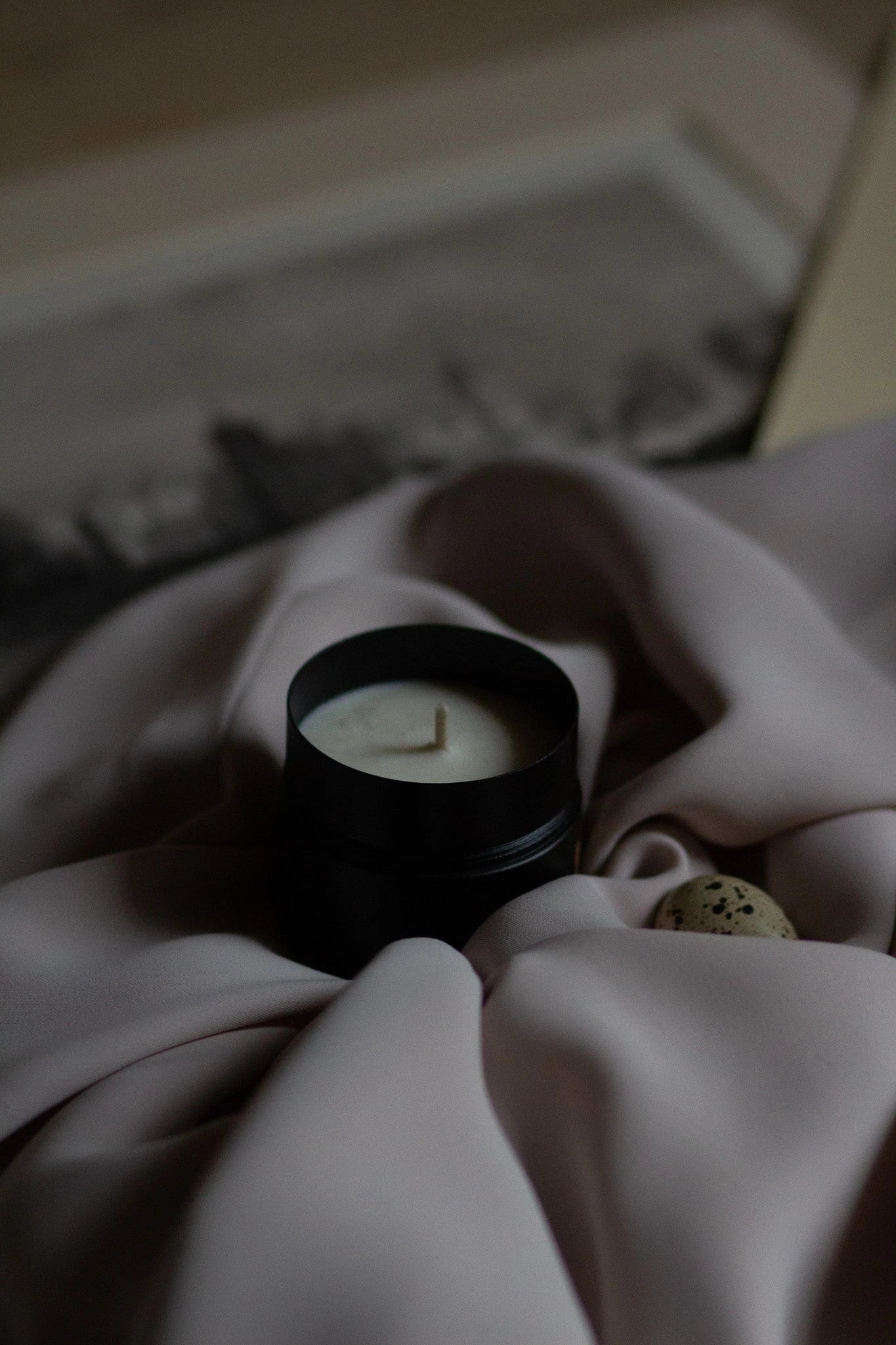 TRAVEL ESSENTIALS TIN CANDLES