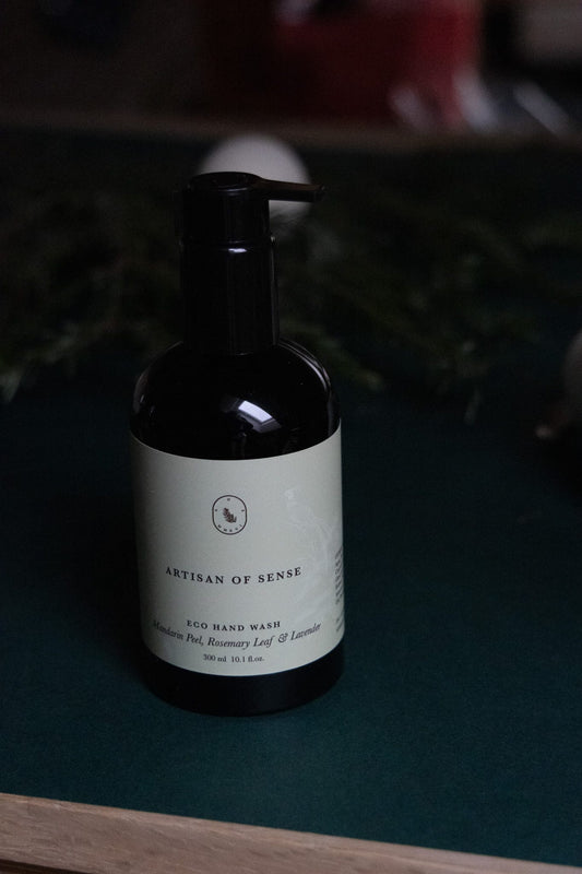 Geranium, Clary Sage & Bergamot Peel Eco Handwash — a plant-based cleanser scented only with essential oils, made in Singapore
